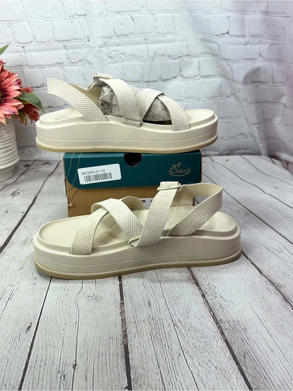 Chaco Townes Midform Suede Sandal — khaki women 10 gorpcore